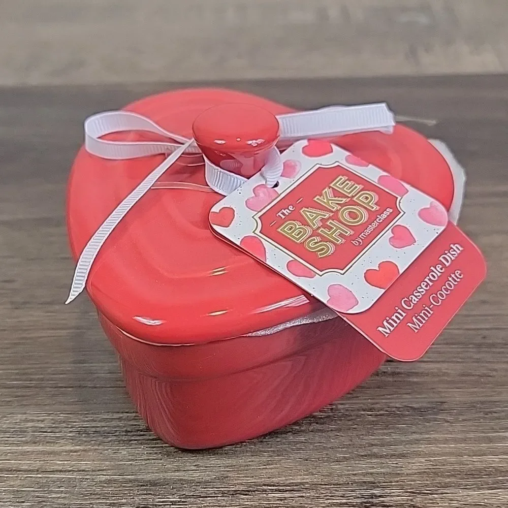 Valentine's Day Bakeware Bundle Nordic Wear Cake Pan Plus Two More Items